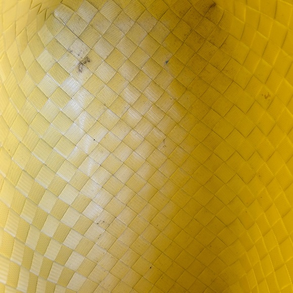 Beautiful yellow bag - Picture 4 of 12